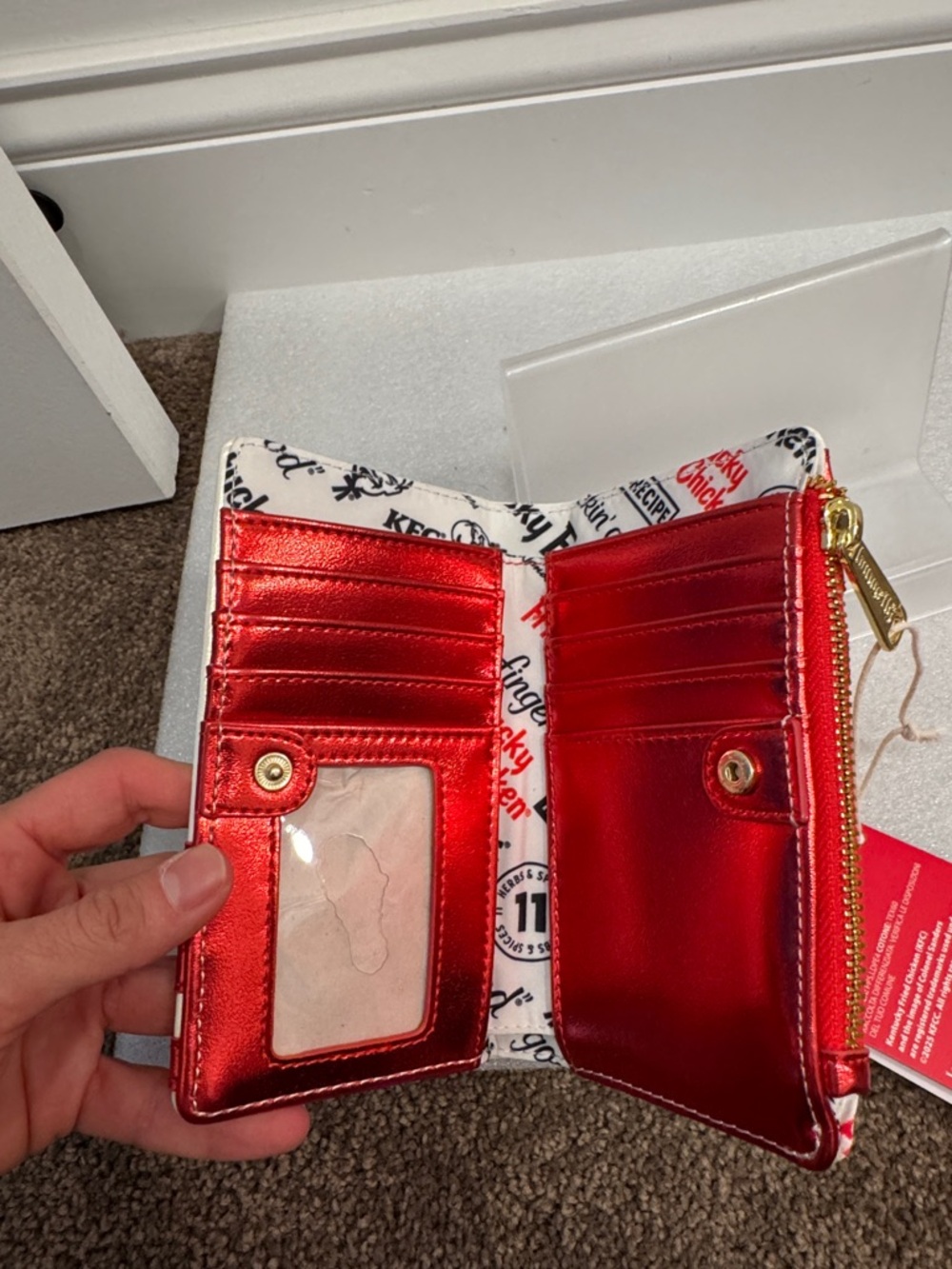 Loungefly KFC colonel sanders wallet NWT - Picture 4 of 7